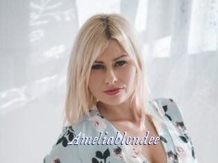 Ameliablondee