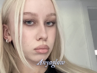 Anyaglow