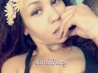 Cardi_Blaze 1 chatte mouillée