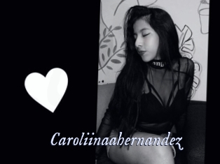 caroliinaahernandez 1 chatte mouillée