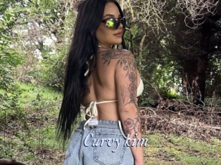 Curvy_kim