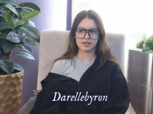 darellebyron 1 chatte mouillée