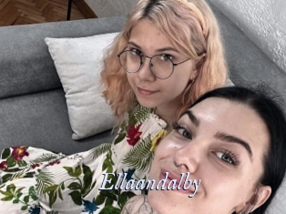 ellaandalby 1 chatte mouillée