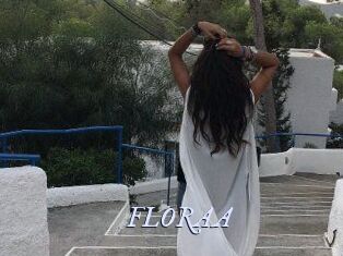 FLORAA 1 chatte mouillée