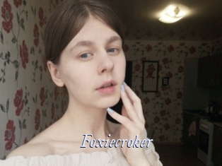 Foxiecroker