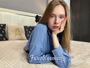 Juneblooming