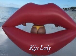 Kiss_Ledy