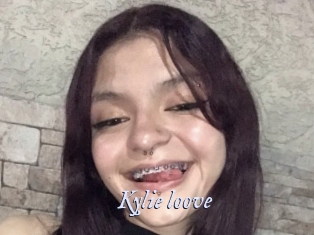 Kylie_loove