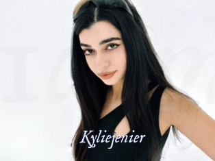 Kyliejenier