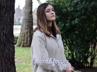 LaraHooper 1 chatte mouillée