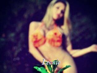 Leonie