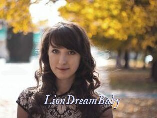 LionDreamBaby 1 chatte mouillée