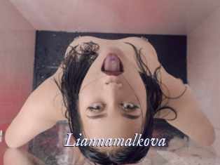 liannamalkova 1 chatte mouillée