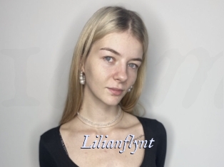 lilianflynt 1 chatte mouillée