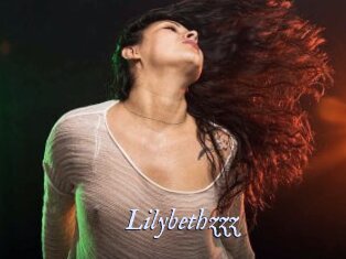 lilybethzzz 1 chatte mouillée