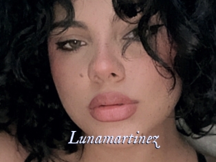 lunamartinez 1 chatte mouillée