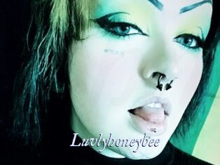 luvlyhoneybee 1 chatte mouillée