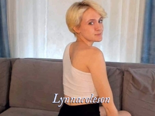 lynnacoleson 1 chatte mouillée