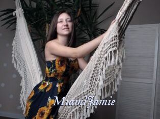 MiamiJamie 1 chatte mouillée