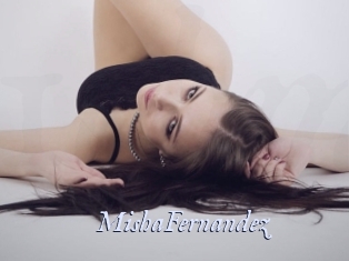 MishaFernandez 1 chatte mouillée