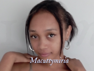 macuttymiria 1 chatte mouillée