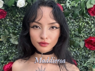 maddieroa 1 chatte mouillée