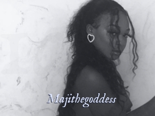 majithegoddess 1 chatte mouillée