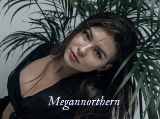 megannorthern 1 chatte mouillée