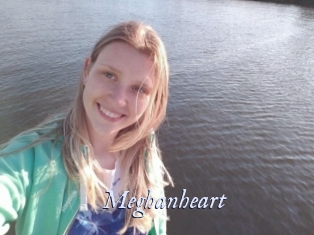 meghanheart 1 chatte mouillée