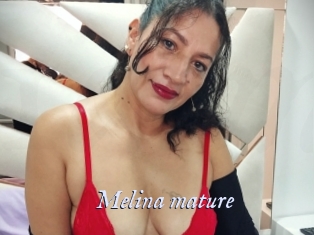 melina_mature 1 chatte mouillée