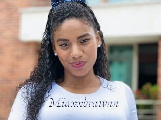 Miaxxbrawnn