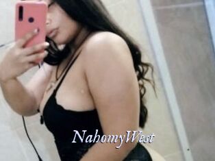 NahomyWest