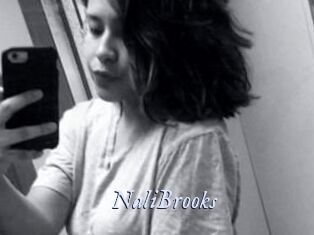 Nali_Brooks