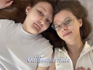 odiliaandwilda 1 chatte mouillée