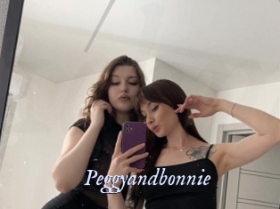 peggyandbonnie 1 chatte mouillée