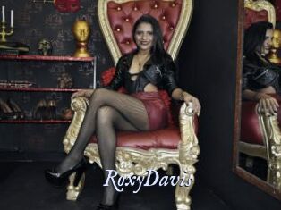 Roxy_Davis