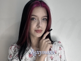 Roxymaxx
