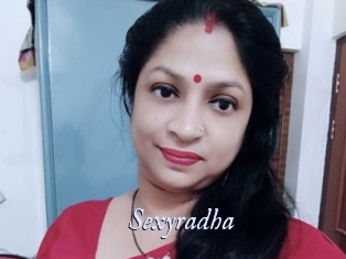 sexyradha 1 chatte mouillée