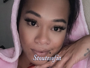stoutesofia 1 chatte mouillée