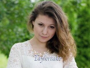 taylortake 1 chatte mouillée