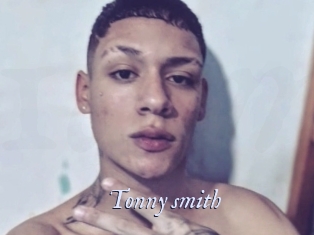 tonny_smith 1 chatte mouillée