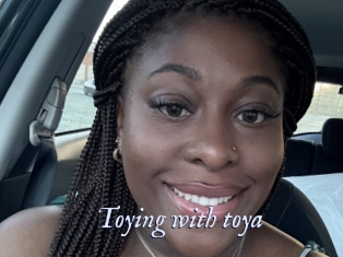 toying_with_toya 1 chatte mouillée