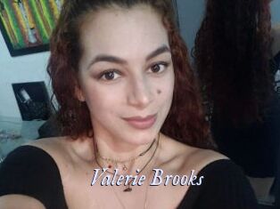 Valerie_Brooks