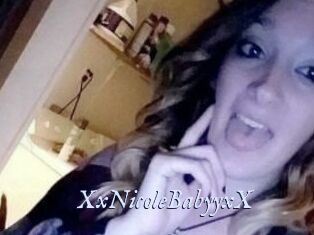XxNicoleBabyyxX 1 chatte mouillée